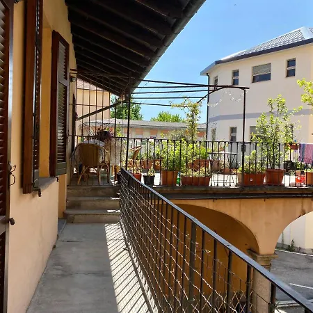 La Corte Di Palazzo Vedani *